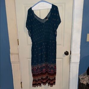 Torrid Teal and Burgundy Patterned Midi Dress